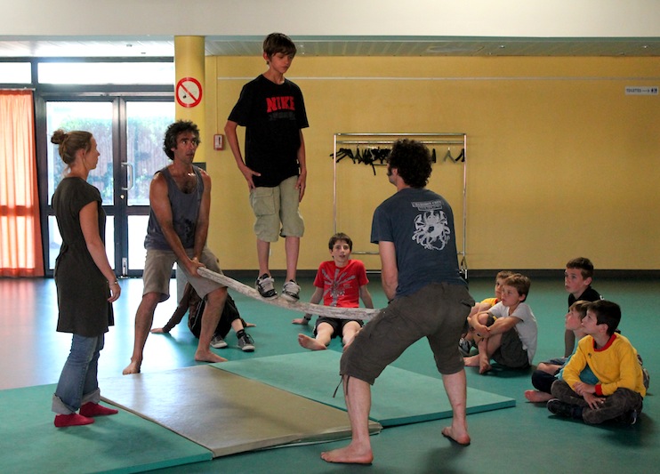 Ateliers d'initiation aux arts du cirque à La Bâtie-Rolland